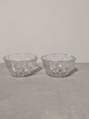 Set Of 2 Vintage 1980’s KIG Indonesian Clear Pressed Glass Round Bowls